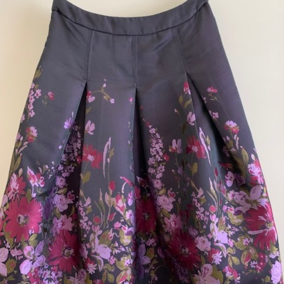 Alannah Hill Dresses & Skirts - ✨Host Pick✨ Alannah Hill A-Line Floral Skirt Size 6